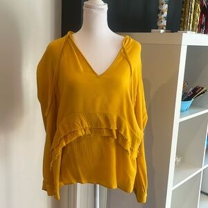 Rachel comey yellow top.